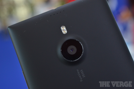 诺基亚Lumia 1520正式发布