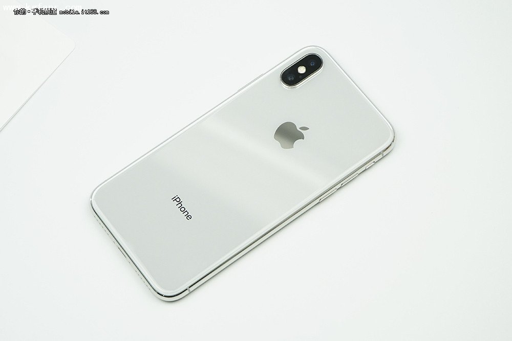 iPhone X银色版开箱高清图赏