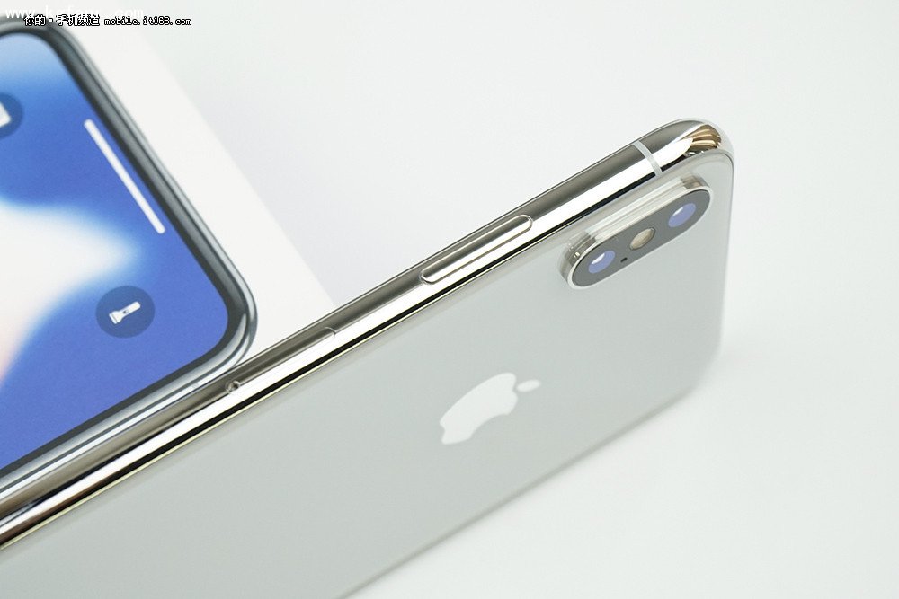 iPhone X银色版开箱高清图赏
